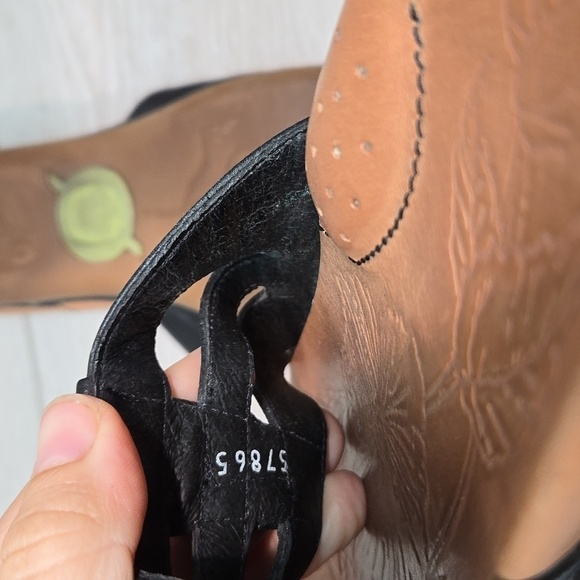 Born Women Leather Sandals Flats shoes sz 9 - Picture 11 of 14